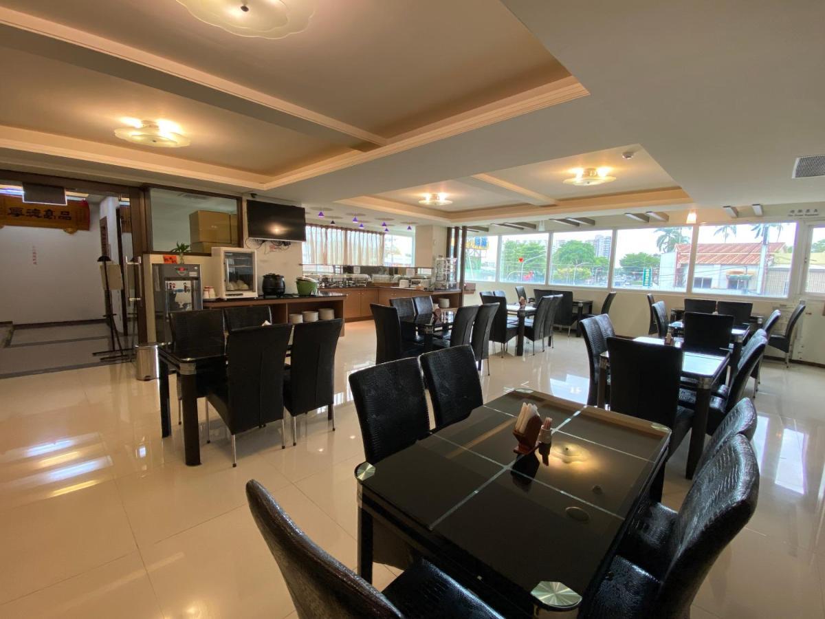 Hua Xiang Hotel -Zouying เกาสง ภายนอก รูปภาพ