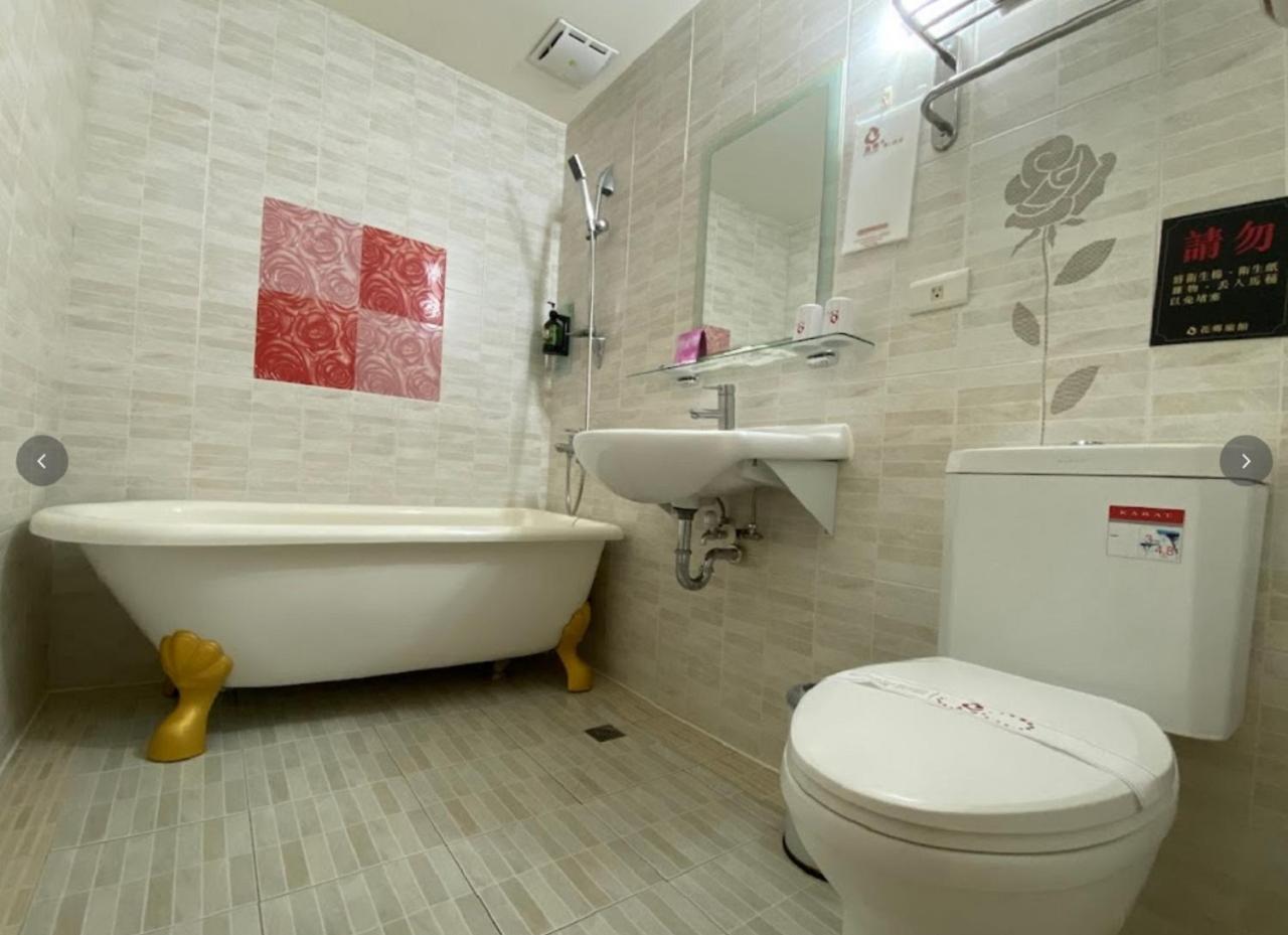 Hua Xiang Hotel -Zouying เกาสง ภายนอก รูปภาพ
