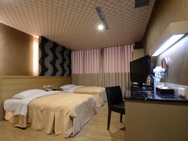 Hua Xiang Hotel -Zouying เกาสง ภายนอก รูปภาพ
